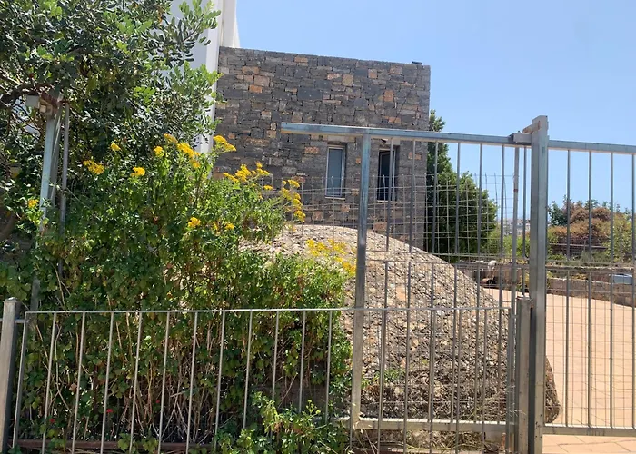 Ammoudi Hideaway