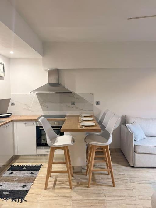 Apartment Ammoudi Hideaway *